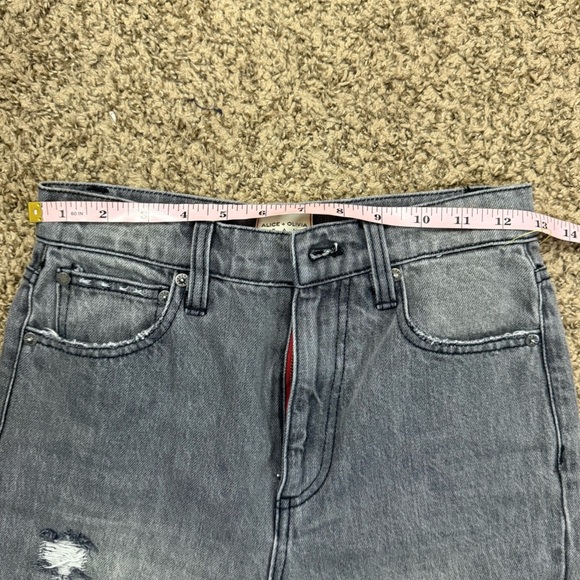 Alice + Olivia Amazing Distressed High Waist Raw Cuffed Boyfriend Jean - Picture 10 of 13